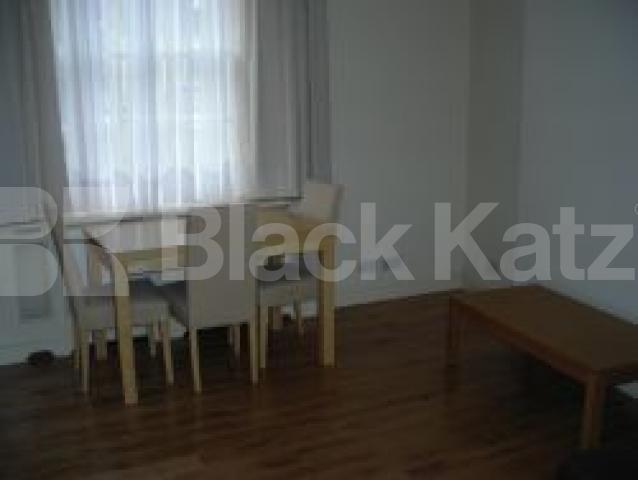 			NEW INSTRUCTION!, Studio Apartment, 1 bath, 1 reception Studio			 St Chad Street, RUSSELL SQUARE